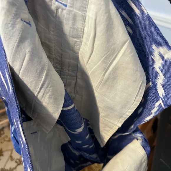 JCrew Size 4 bright blue and white shorts. Great condition. Pockets. - Picture 8 of 11